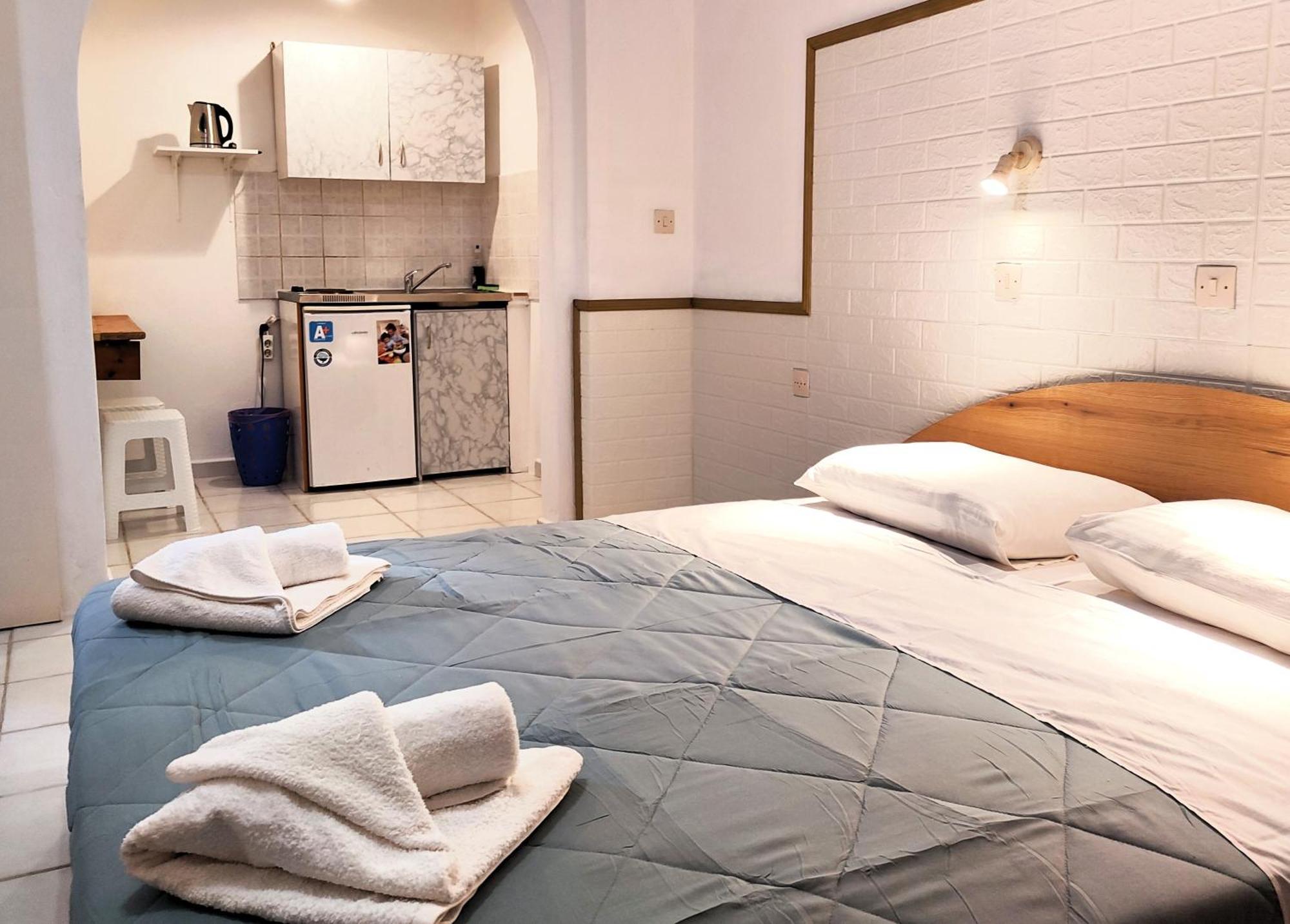 Eleni Apartments Sant George Beach Agios Georgios  Exterior photo